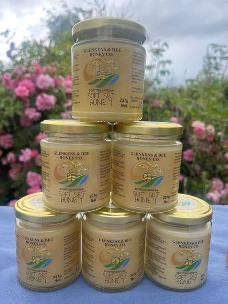 8oz ( 1/2 lb) SOFT SET Honey